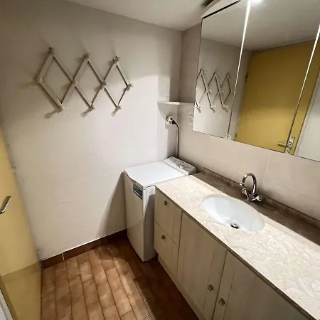 3 Pieces, Cabine, Proche Richelieu, Parking, Wifi, Animaux Acceptes - Fr-1-702-61 * 아그